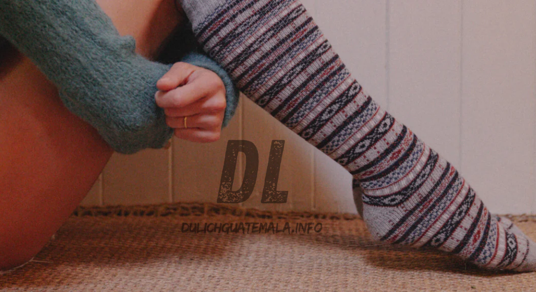 Boys knee socks